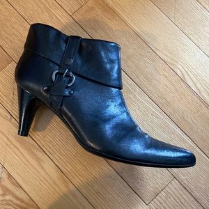 Arnold Churgin black ankle boot size 39